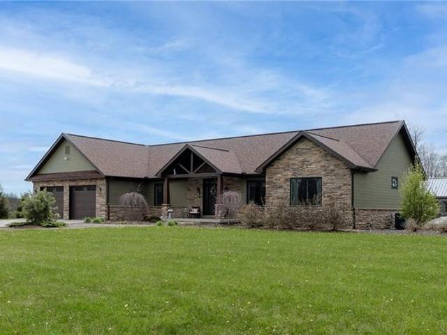 House for sale in Mercer, Pennsylvania