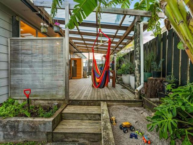 House for sale in Paremoremo