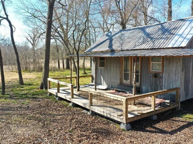 Land for sale in Fairfield, Texas