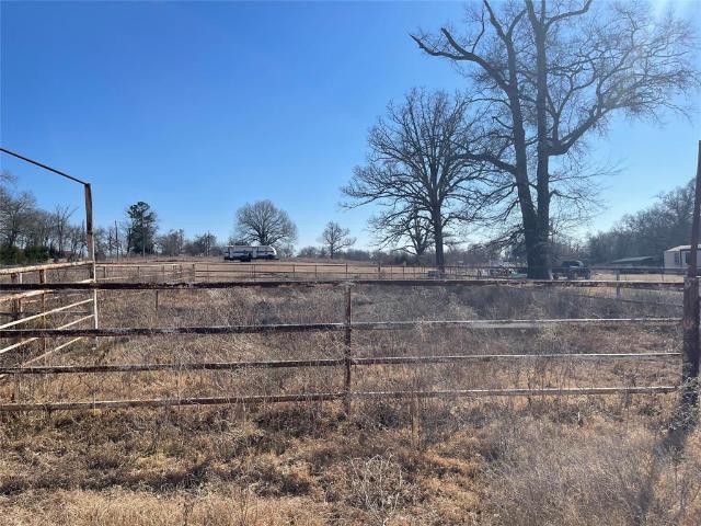 Land for sale in Fairfield, Texas