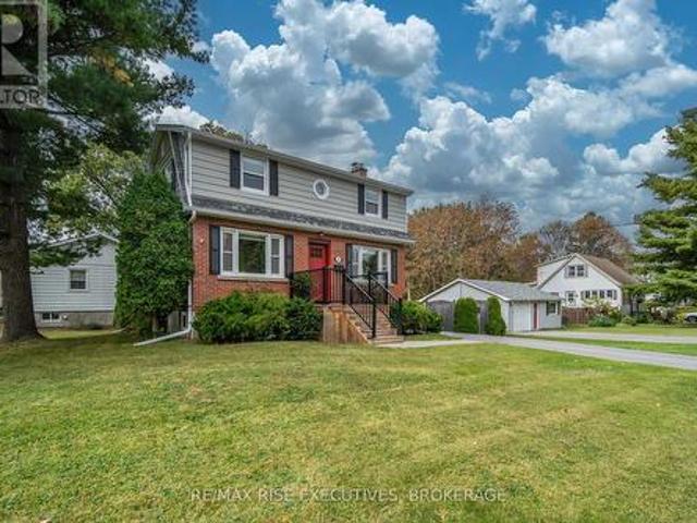 House for sale in Valleyview, Kingston