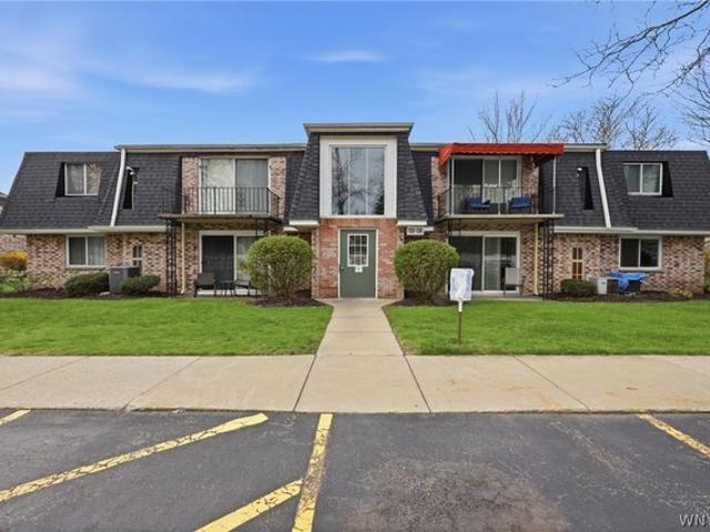 Condo for sale in East Amherst, New York