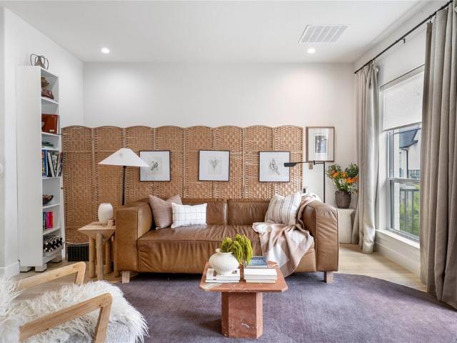 Townhouse for sale in Arlington Townhouse for sale in Arlington