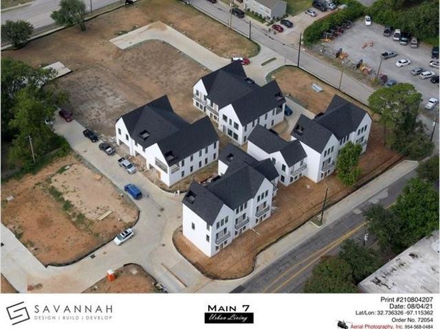 Townhouse for sale in Arlington, Texas