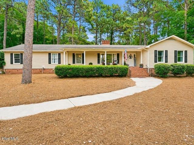 House for sale in Southern Pines, North Carolina