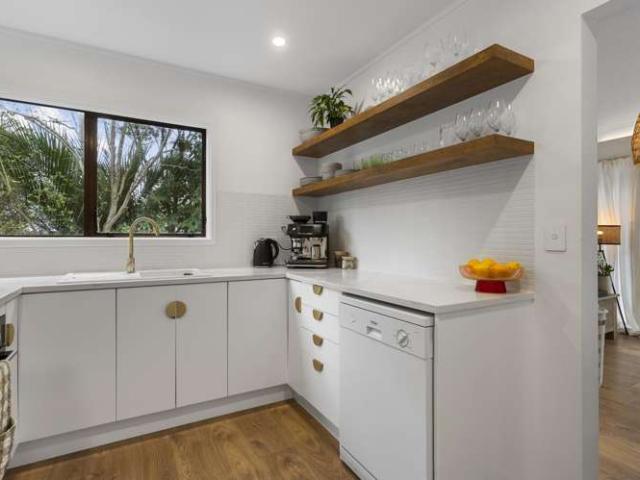 House for sale in Wairau Valley