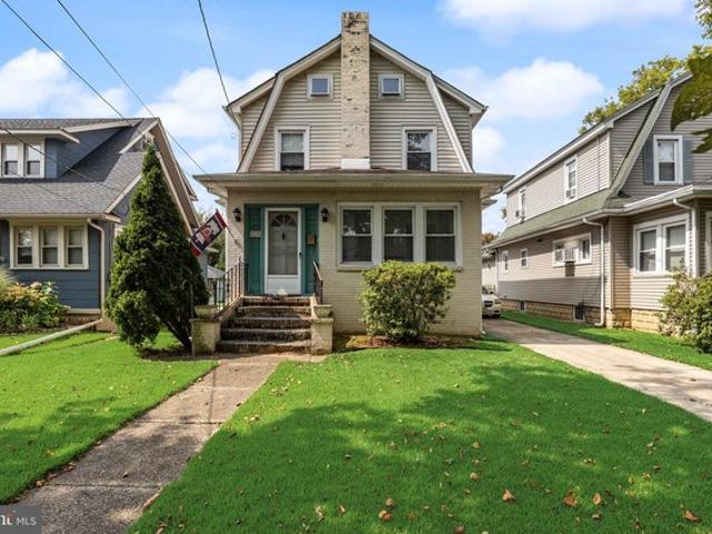 House for sale in Oaklyn, Camden County
