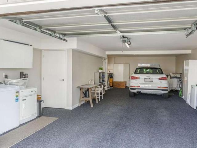 Townhouse for sale in Whangaparaoa, Oroua County