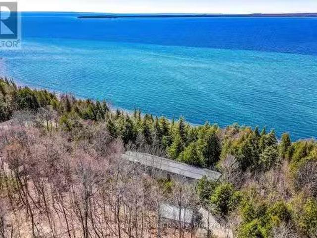 House for sale in Tiny, Central Ontario