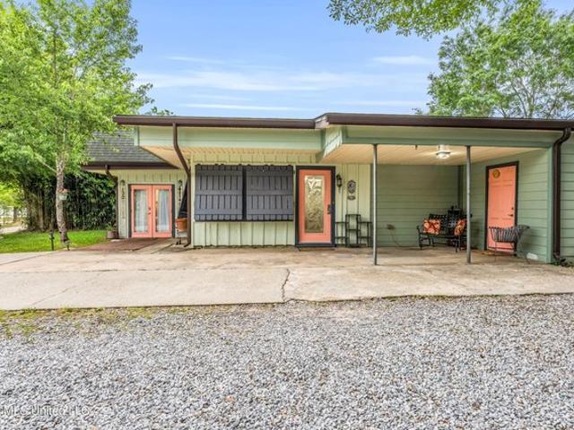 House for sale in Bay St. Louis, Hancock County