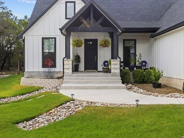 House for sale in Boerne, Kendall County