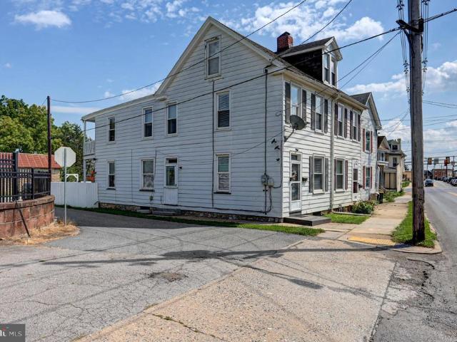 Townhouse for sale in Chambersburg, Pennsylvania
