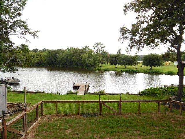 House for sale in Henderson, Texas