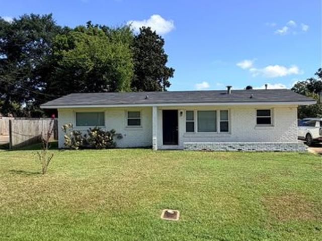 House for sale in Prattmont, Prattville