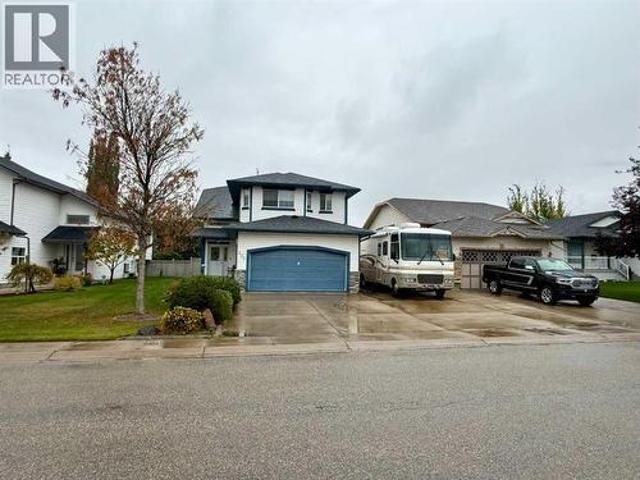 House for sale in Pinnacle Ridge, Grande Prairie