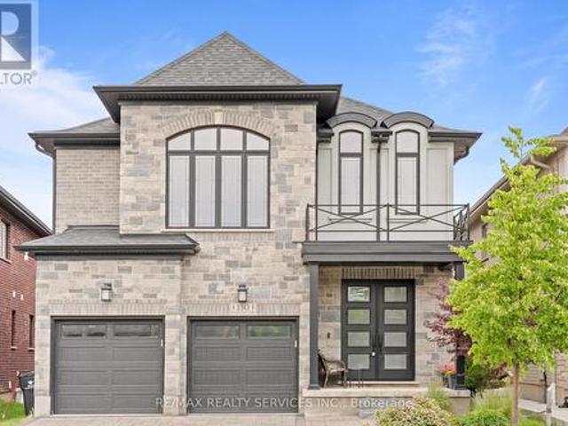 House for sale in Kitchener, Ontario