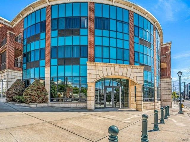 Condo for sale in Nassau, New York