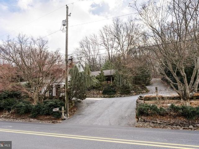 House for sale in Stevens, Pennsylvania