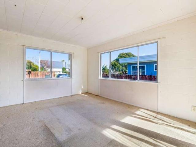 Apartment for sale in Owhata