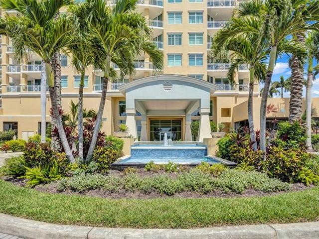 Condo for sale in Palmetto, Florida