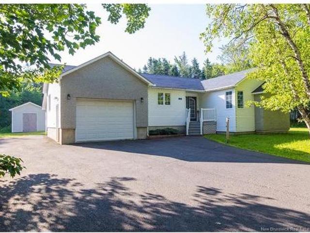 House for sale in Penniac, New Brunswick