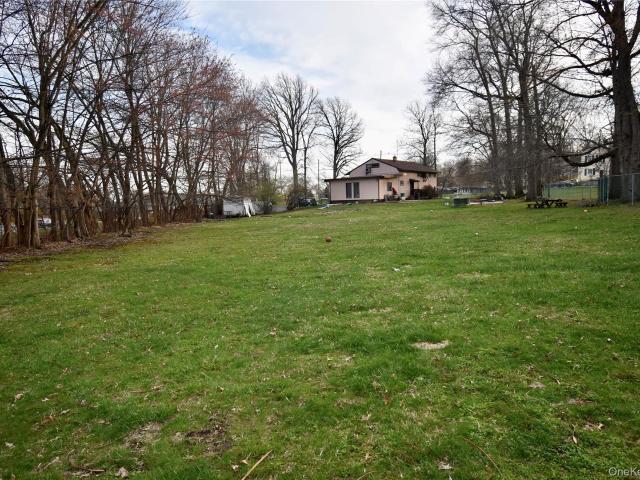 House for sale in Village of Chestnut Ridge, Rockland County
