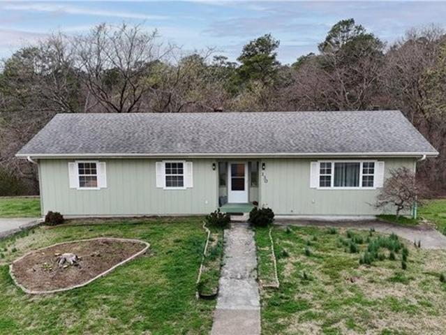 House for sale in Ark