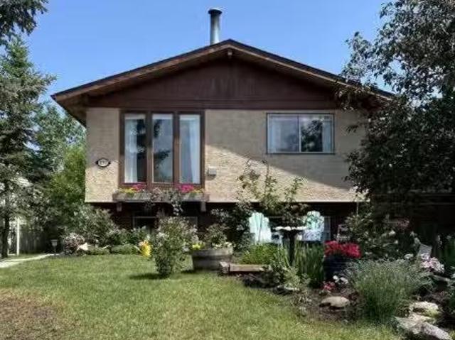 House for sale in Northwest, Alberta