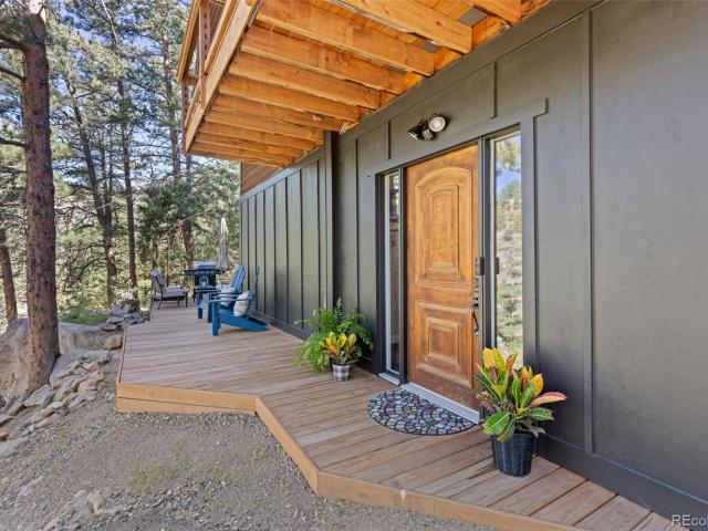 House for sale in Drake, Colorado