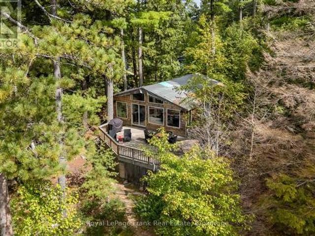 House for sale in Ontario