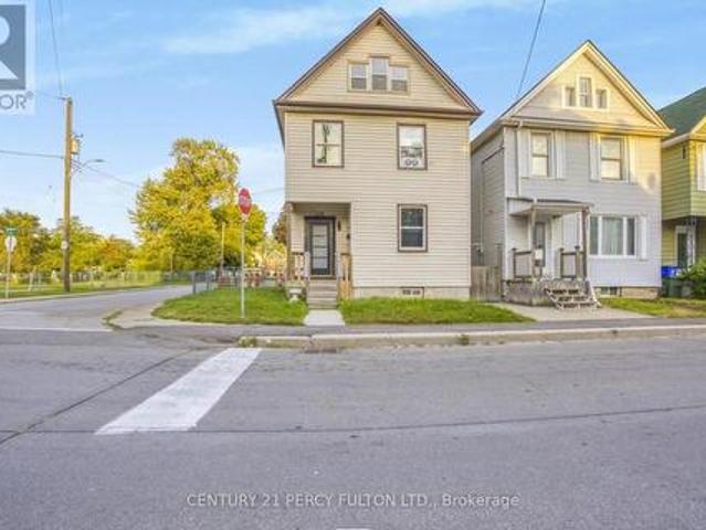 House for sale in Ancaster, Ontario