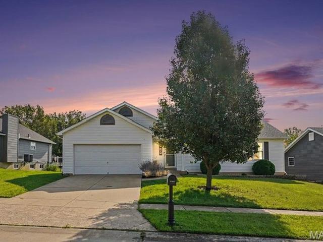House for sale in Summer Brook, Wentzville