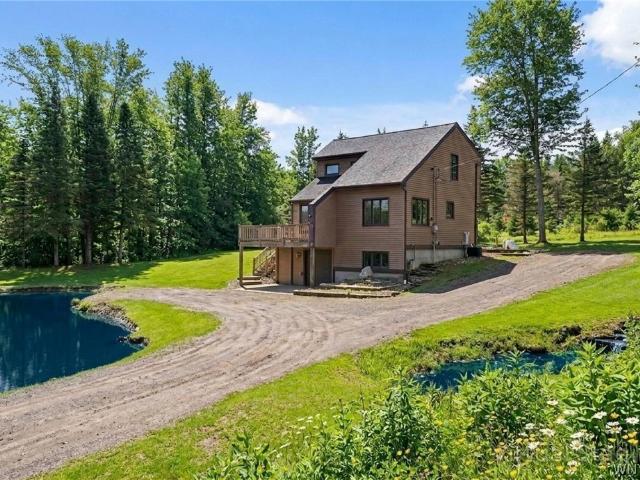 House for sale in Holland, New York