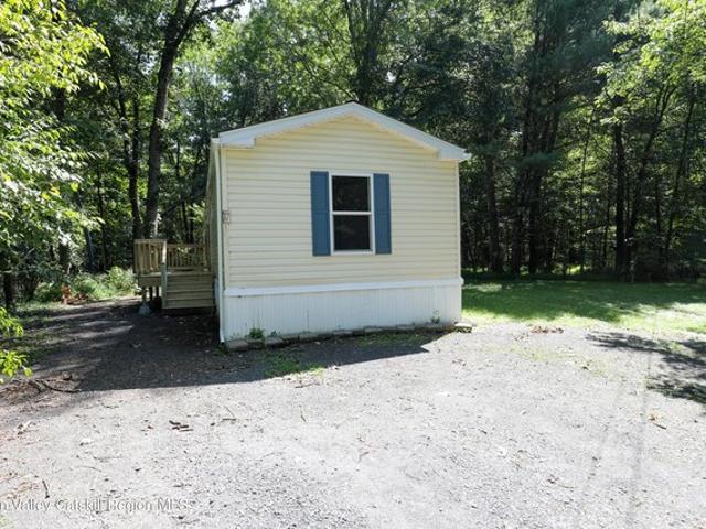 House for sale in Bloomington, New York