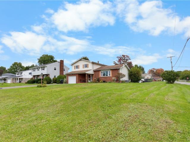 House for sale in Hermitage, Mercer County