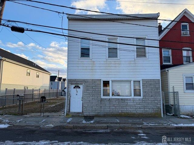 House for sale in Carteret, New Jersey