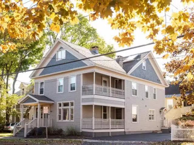 House for rent in Clifton Park