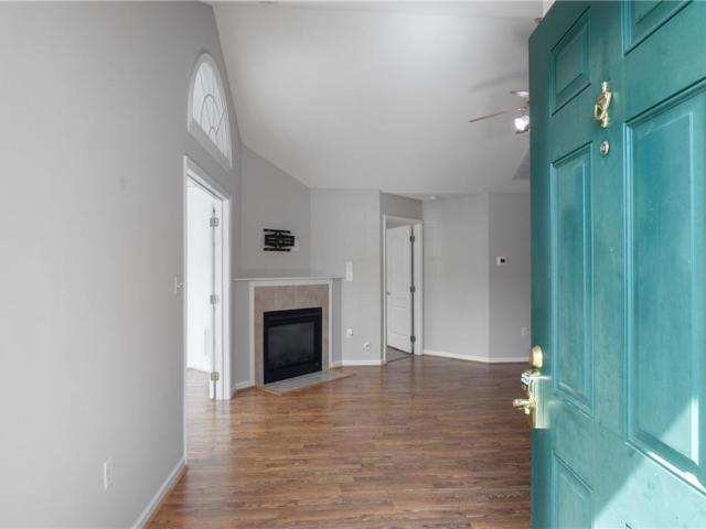 Condo for sale in Virginia
