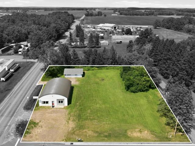 House for sale in New Auburn, Wisconsin