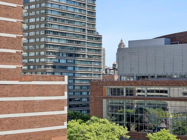 Property for sale in Manhattan Community Board 7, New York