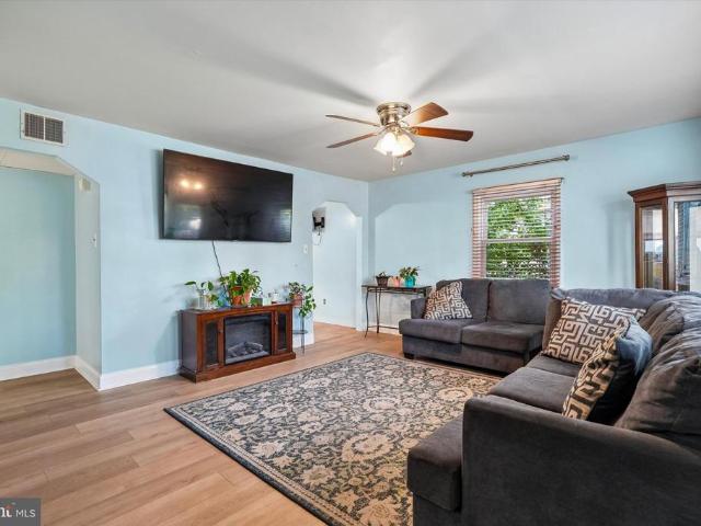 House for sale in Rydal, Pennsylvania