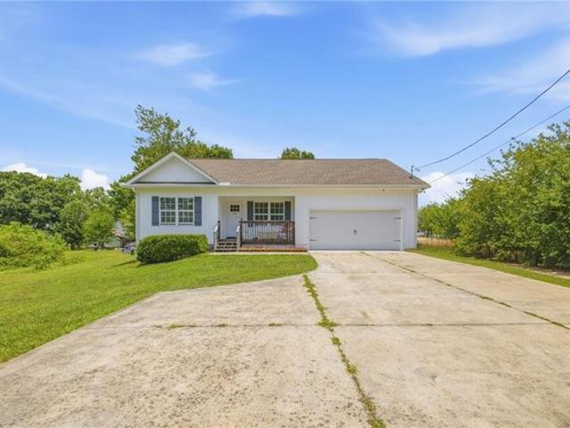 House for sale in Gordon, Georgia