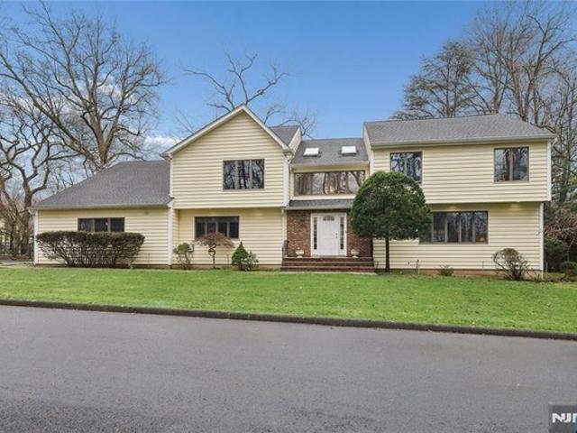 House for sale in Haworth, New Jersey