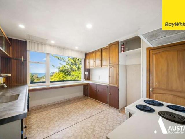 House for rent in Oratia