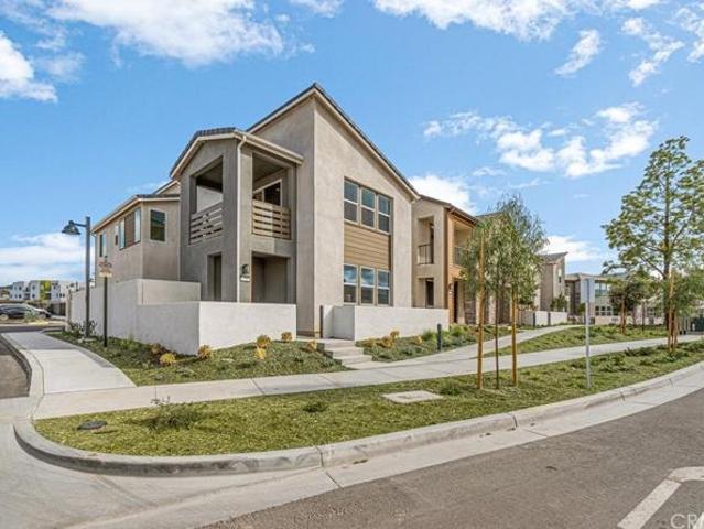 Condo for sale in Irvine, California
