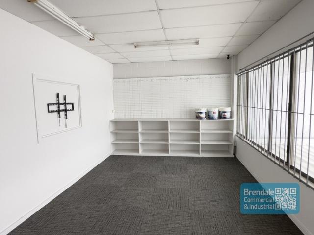 Office for rent in Toombul, Queensland