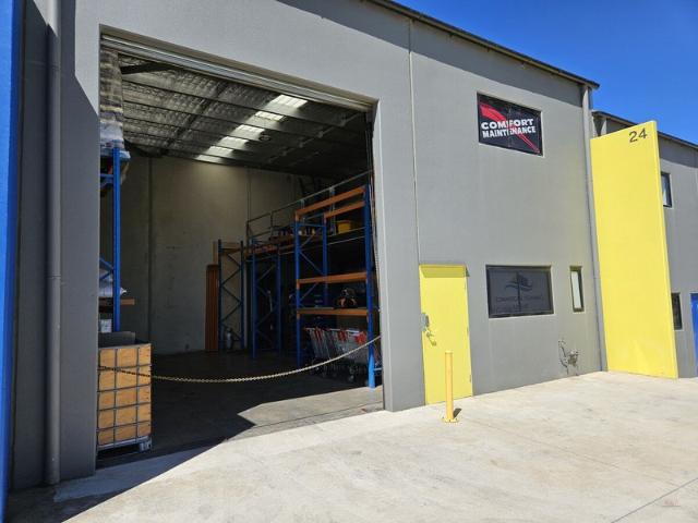 Warehouse for rent in Manchester Square, New South Wales