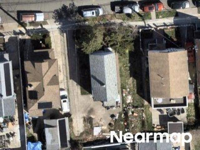 House for sale in Queens, Arverne