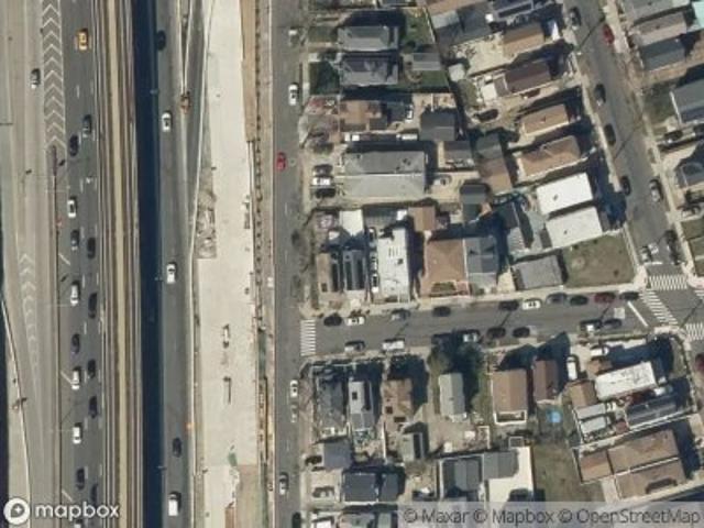 House for sale in Queens, Arverne