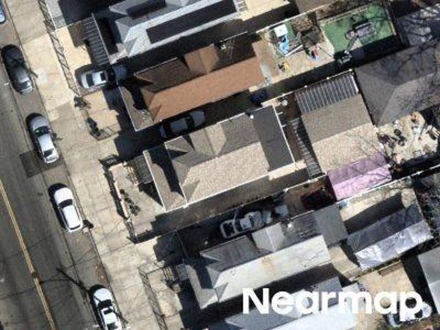 House for sale in Queens, Arverne